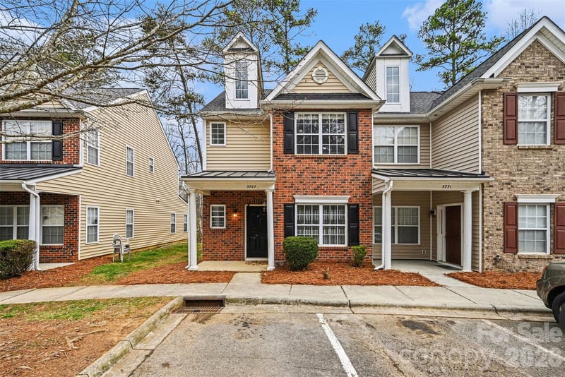 5767 Bent Creek Cir, Charlotte, NC 28227