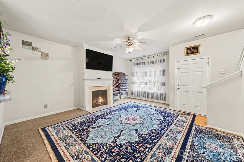 5767 Bent Creek Cir, Charlotte, NC 28227