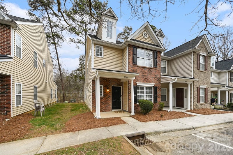 5767 Bent Creek Cir, Charlotte, NC 28227