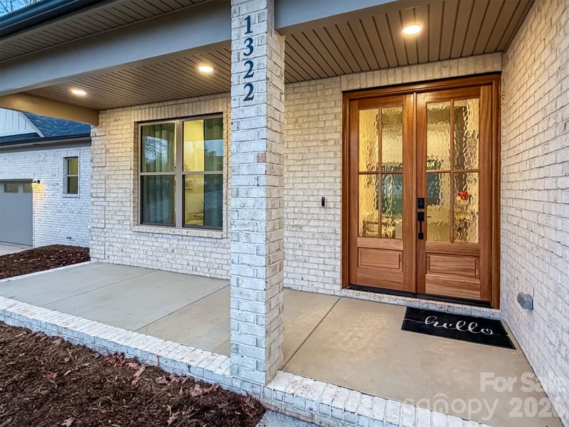 1322 Kensington Cir, Newton, NC 28658