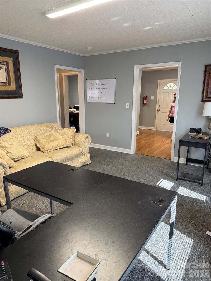 604 S Chestnut St, Gastonia, NC 28054