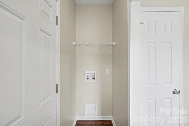 9032 Little Hampton Pl, Charlotte, NC 28215