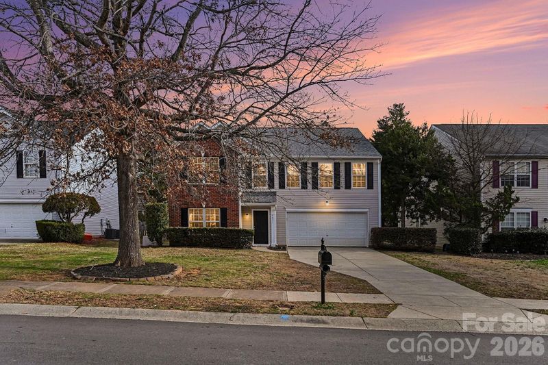 4031 Cameron Creek Dr, Matthews, NC 28105