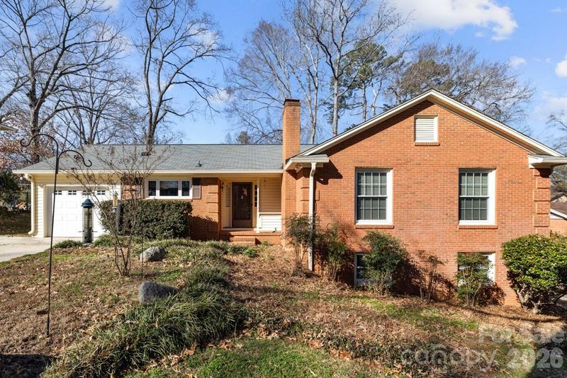 6306 Wheeler Dr, Charlotte, NC 28211