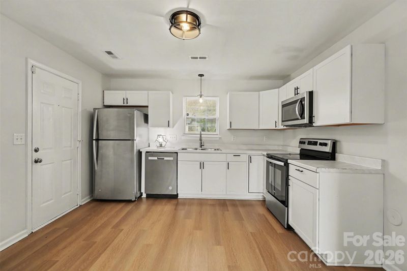 3563 Burkland Dr, Charlotte, NC 28205