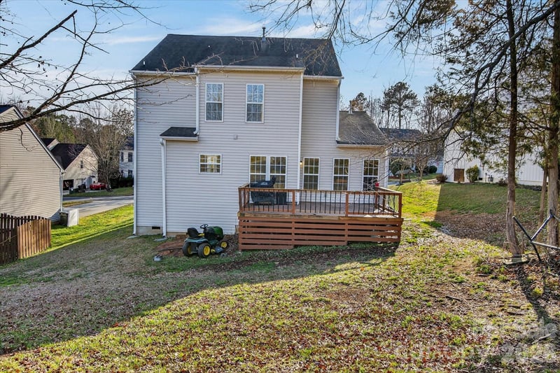 4913 Summerside Dr, Lake Wylie, SC 29710