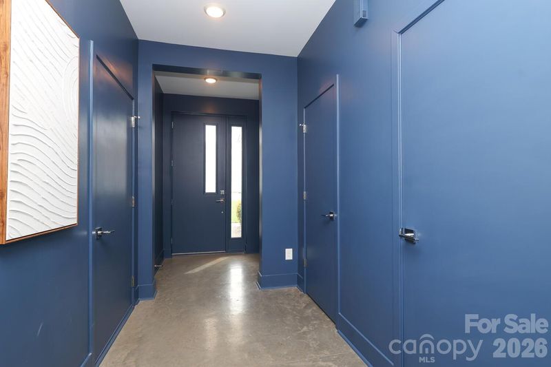 242 Coxe Ave, Charlotte, NC 28208