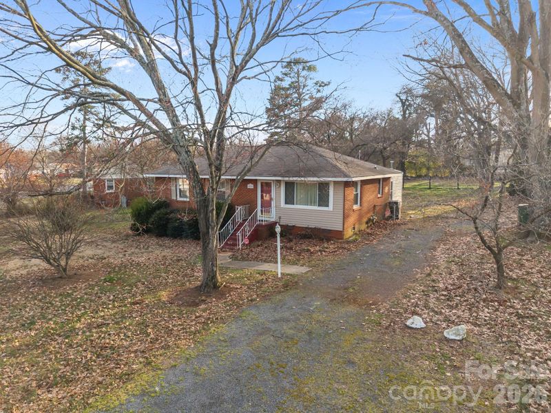 400 Sharview Cir, Charlotte, NC 28217