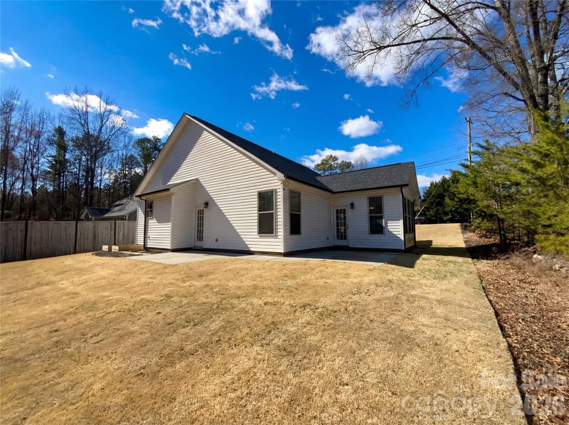 429 Old Speedway Dr NW, Concord, NC 28027