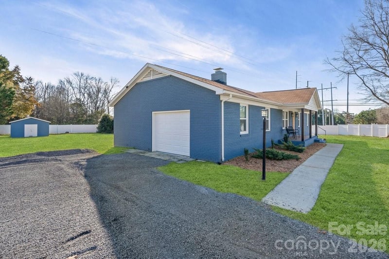 16808 Knoxwood Dr, Huntersville, NC 28078