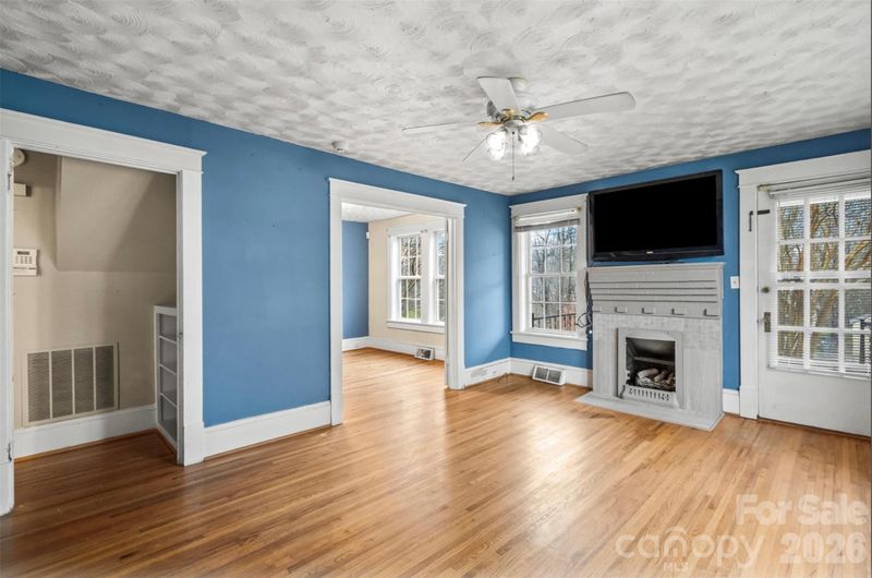 1409 Venus St, Kannapolis, NC 28083