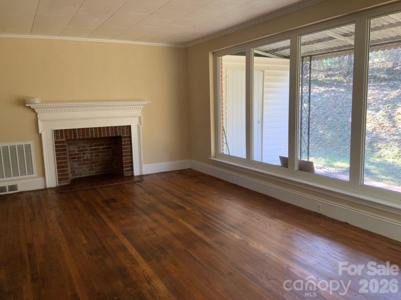 626 3rd Avenue Dr SE, Hickory, NC 28602