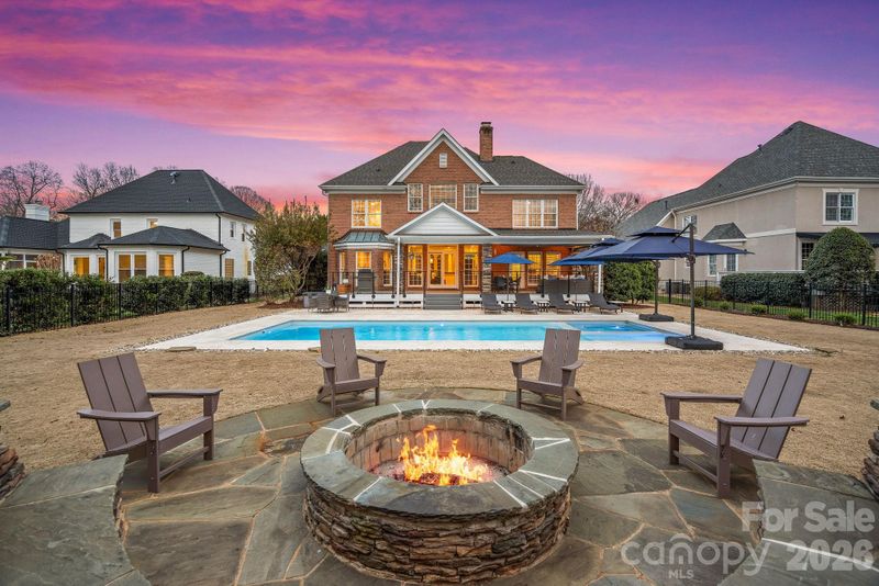7604 Windaliere Dr, Cornelius, NC 28031