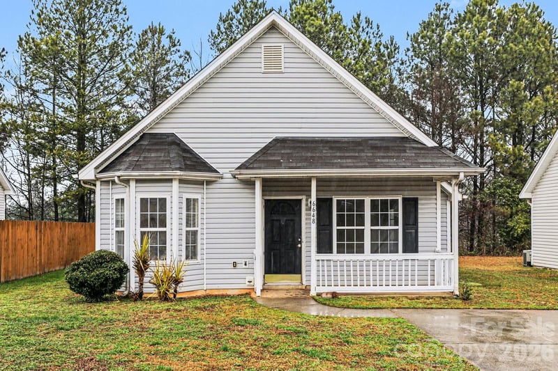 6648 Hampton Way Dr, Charlotte, NC 28213