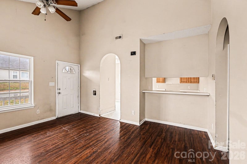 6648 Hampton Way Dr, Charlotte, NC 28213
