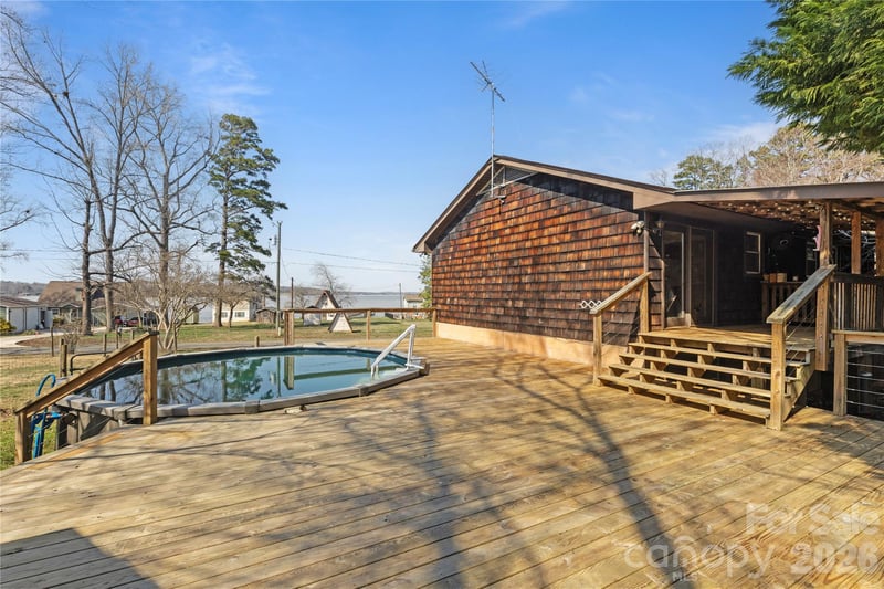 335 Yachtsman Dr, Salisbury, NC 28146