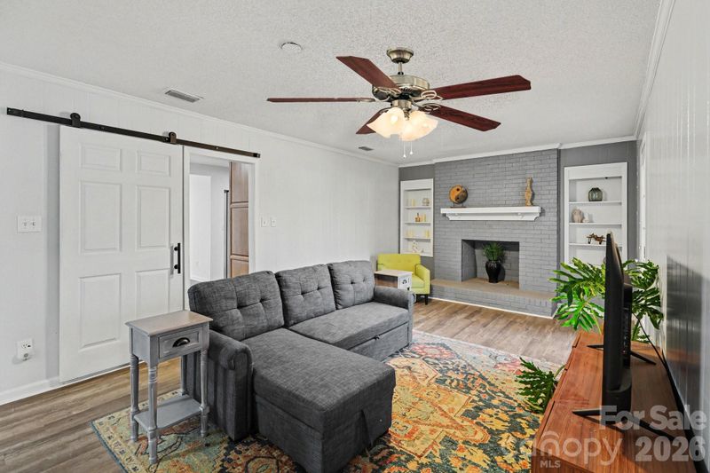 5308 River Falls Dr #5, Charlotte, NC 28215