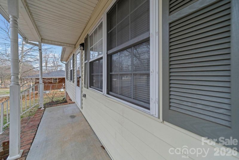 304 Belton Ave, Mount Holly, NC 28120