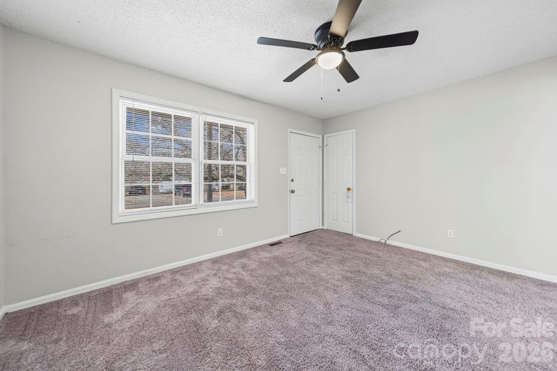 304 Belton Ave, Mount Holly, NC 28120