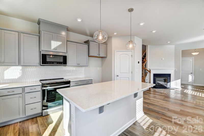 6122 Vasey St, Charlotte, NC 28269