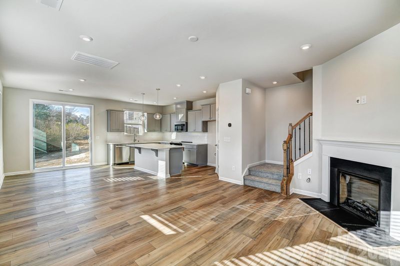 6122 Vasey St, Charlotte, NC 28269