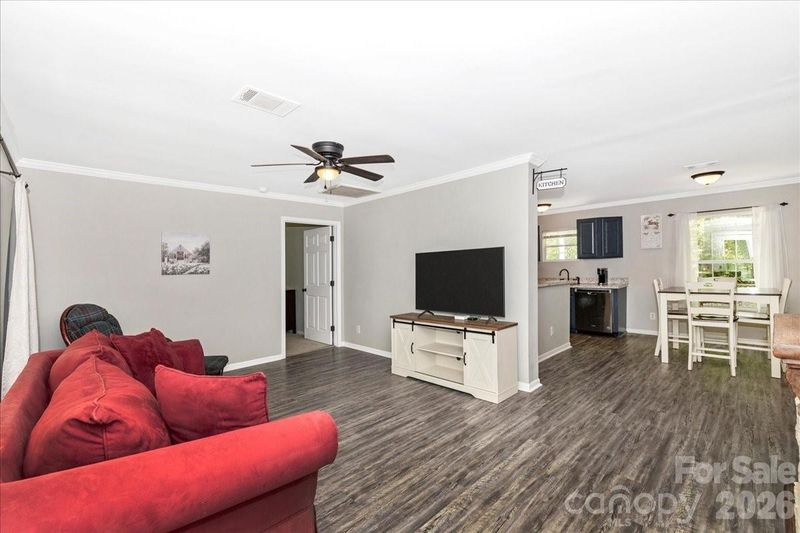 3218 Broadhurst Ln, Clover, SC 29710