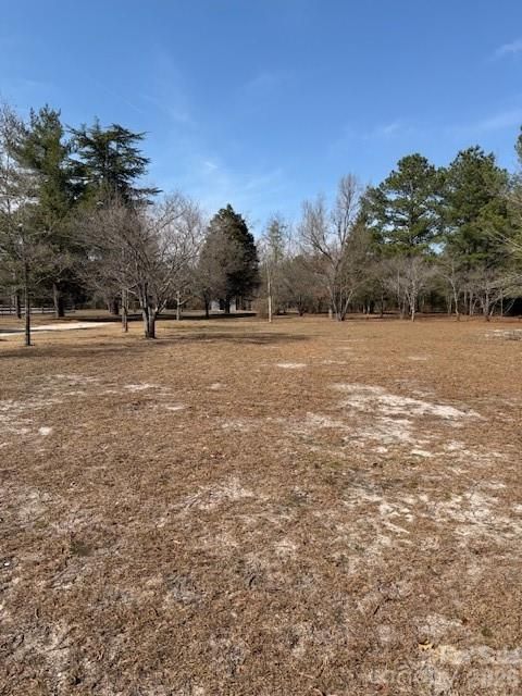 855 Monarch Pl, Kershaw, SC 29067