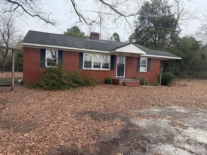 292 Youngs Bend Rd, Kershaw, SC 29067