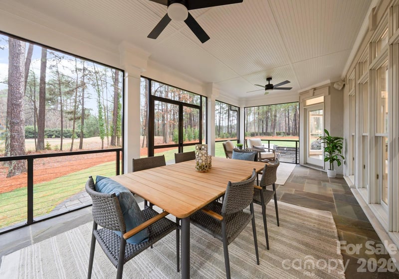 108 Great Point Dr, Mooresville, NC 28117