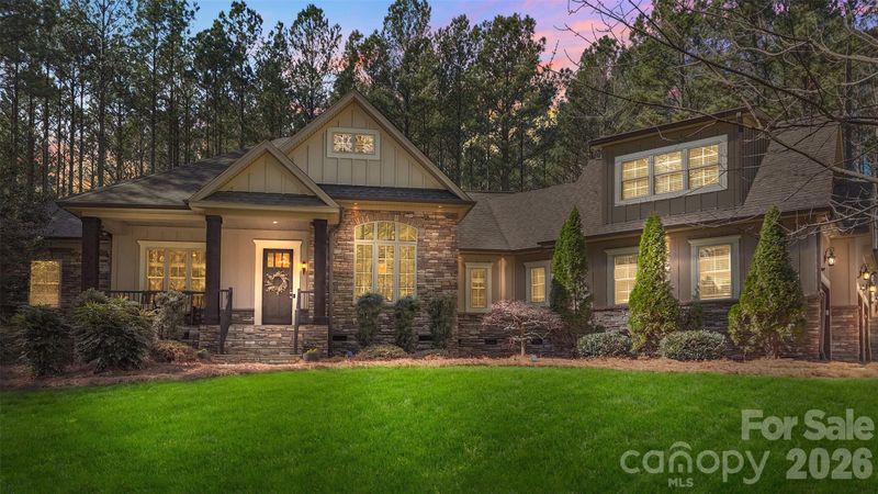 170 Silver Falls Dr, Troutman, NC 28166