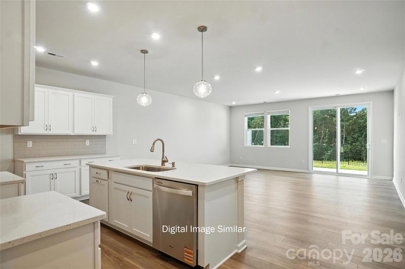 1227 Vibrant Rd, Charlotte, NC 28215