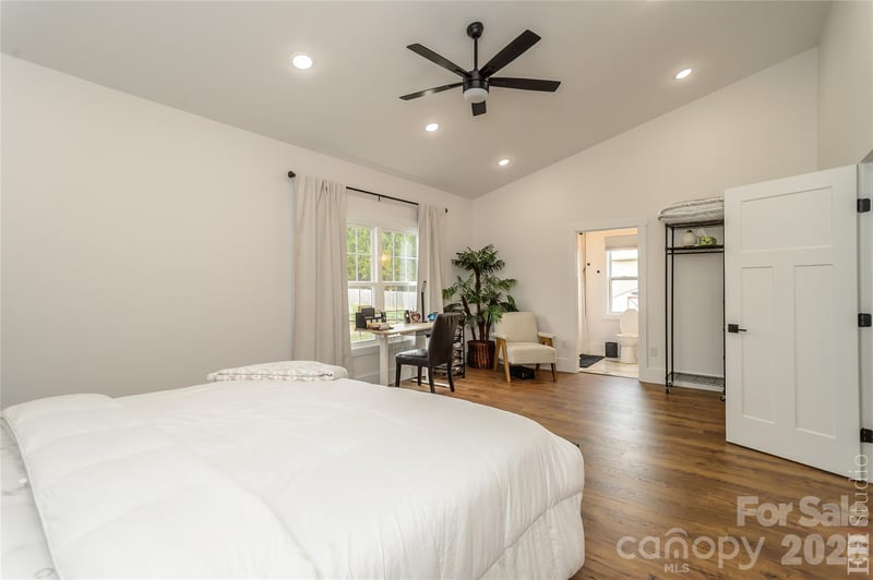 5164 Olde School Dr #44, Hickory, NC 28602