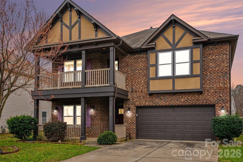 10916 Tower Oak Dr, Charlotte, NC 28269