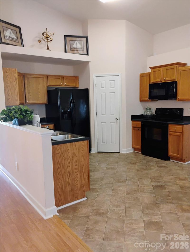 3968 Kiser Island Rd, Terrell, NC 28682