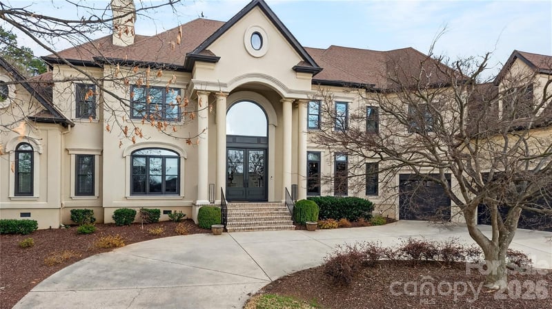 19442 Peninsula Shores Dr, Cornelius, NC 28031