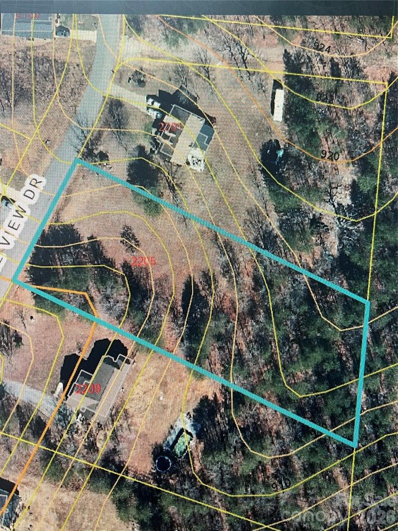 2205 Pinnacle View Dr, Kings Mountain, NC 28086