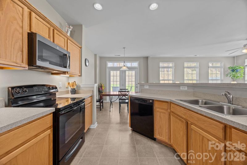 444 Battery Cir, Clover, SC 29710