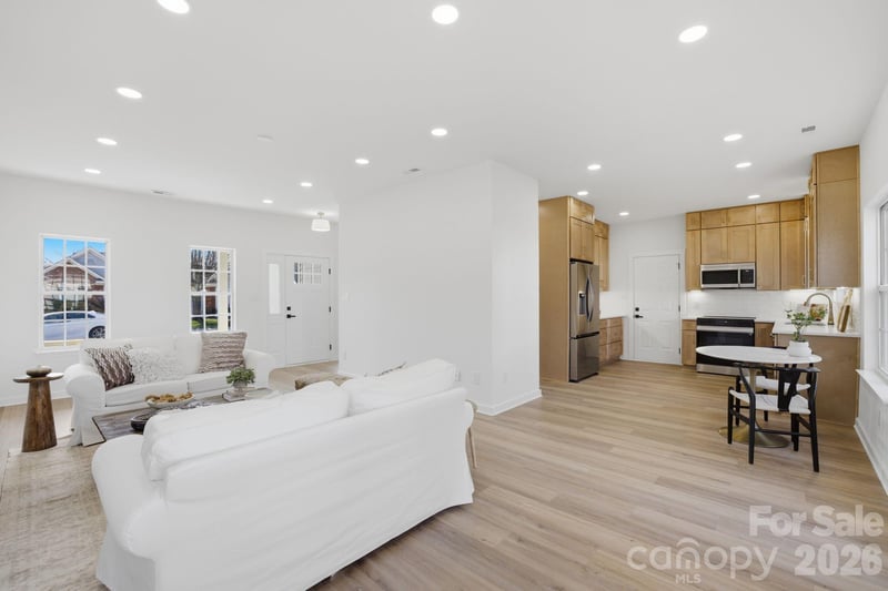 171 Kristens Court Dr, Mooresville, NC 28115