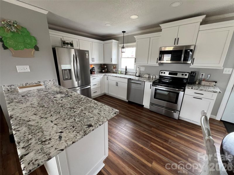 510 Texas Trl, Dallas, NC 28034