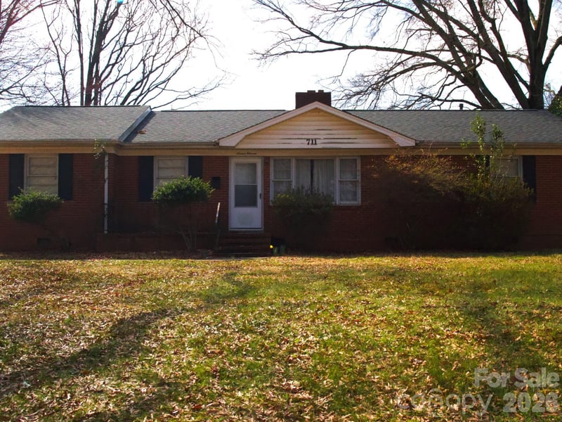 711 Yuma St, Charlotte, NC 28213