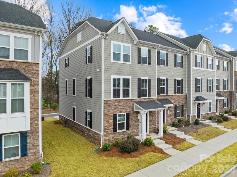 3210 Timber Mill Dr, Stallings, NC 28104