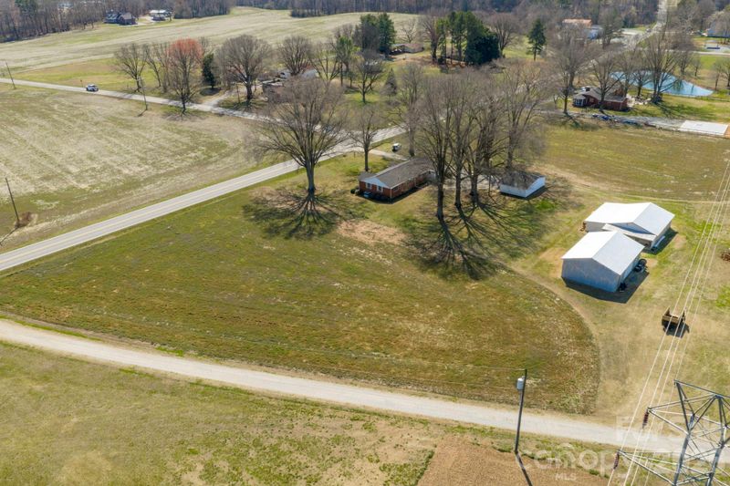 5803 Morgan Mill Rd, Monroe, NC 28110
