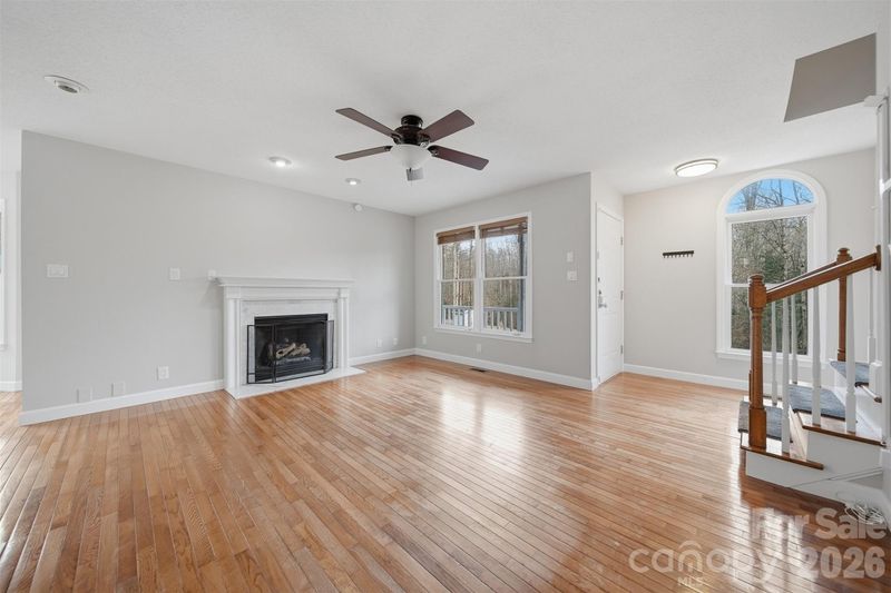 325 Holly Ridge Rd, Dallas, NC 28034