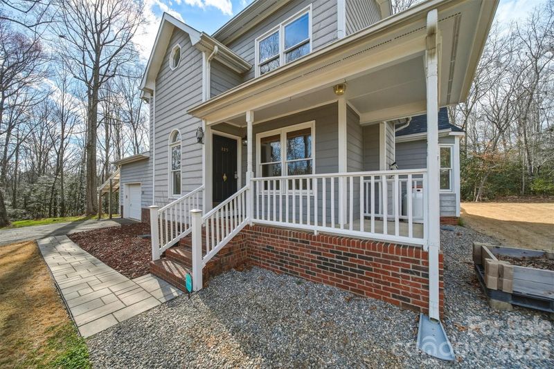 325 Holly Ridge Rd, Dallas, NC 28034