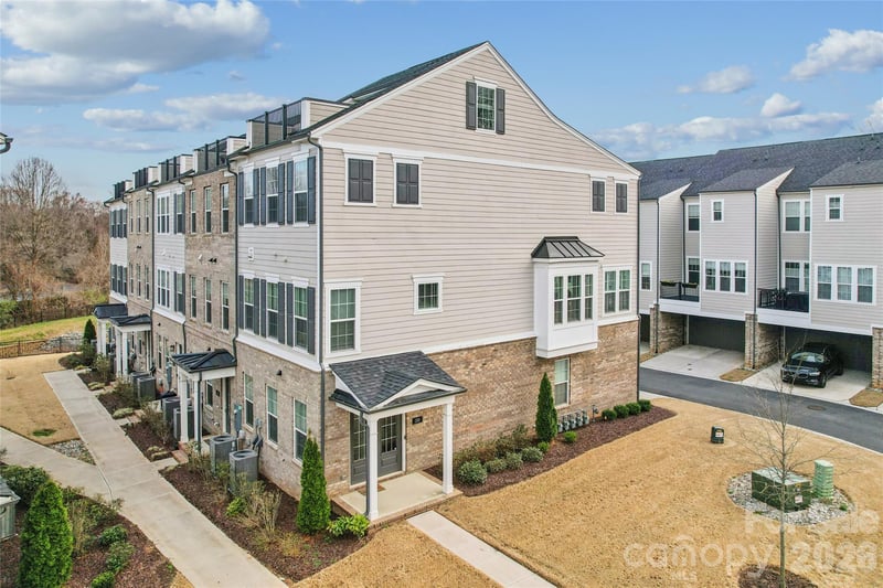 200 Emerson Ave, Charlotte, NC 28204