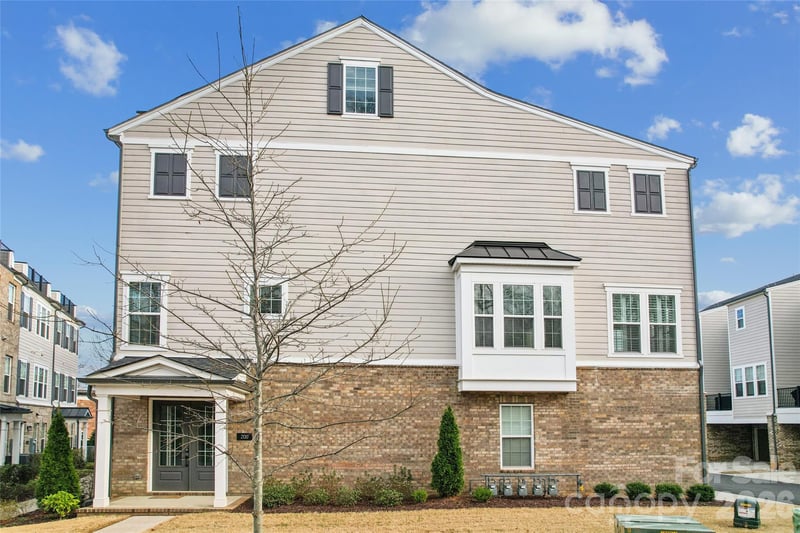 200 Emerson Ave, Charlotte, NC 28204