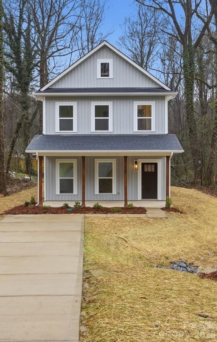 423 Queens Ct, Gastonia, NC 28052