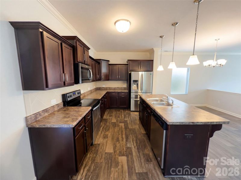 8004 Camden Crossing, Lowell, NC 28098