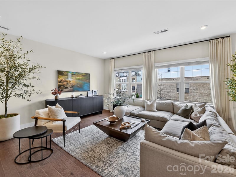 17043 Soho Dr, Charlotte, NC 28204
