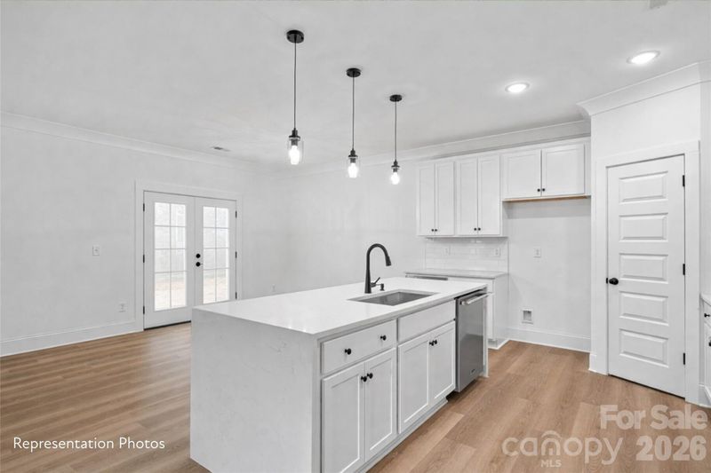 4510 Castleton Rd, Charlotte, NC 28211